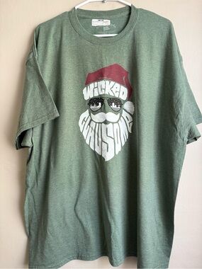 Chowdaheadz “Wicked Clausome” Holiday Graphic Tee – 2XL NWT Boston